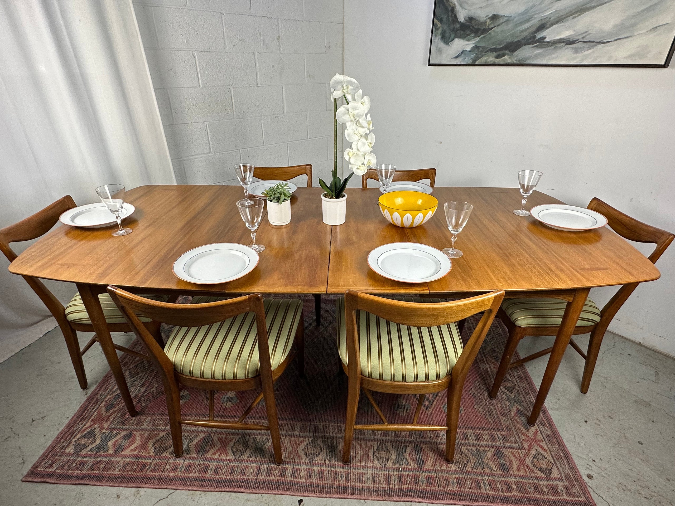 Table Mid Century Dining Chairs Set Of Mid Century Modern Swivel
